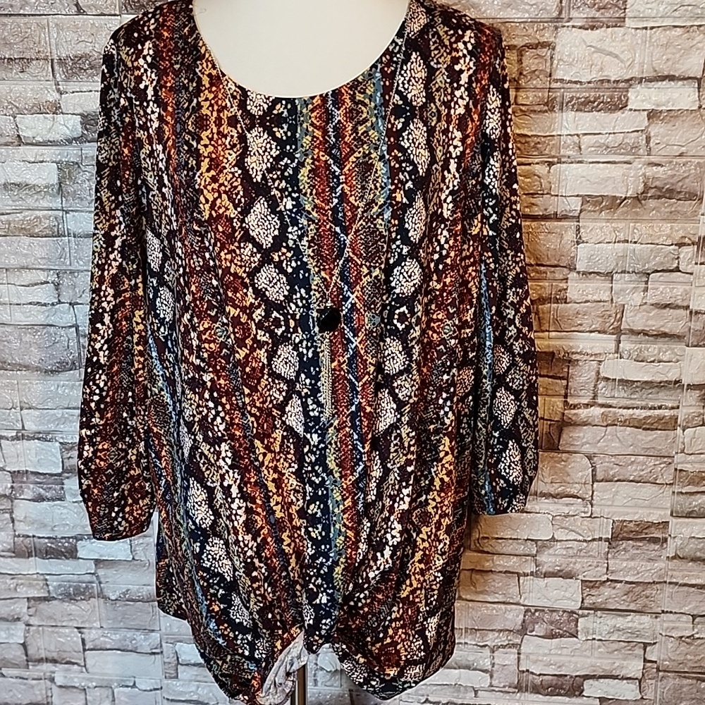 Ny Collection Brand New Blouse With A Chain